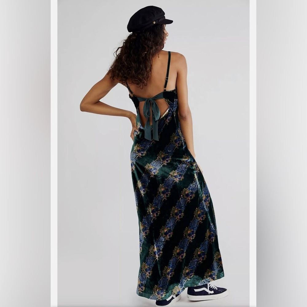 Free People x REVOLVE Juliet Velvet Printed Maxi Dress Emerald Combo